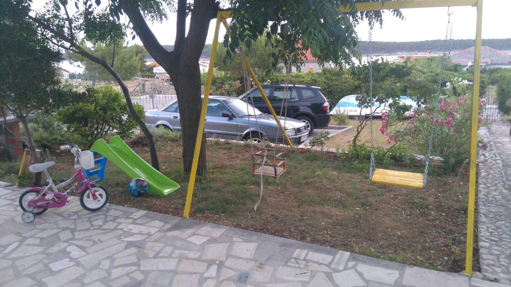 Holiday Home Vjeka Rab Town Exterior foto